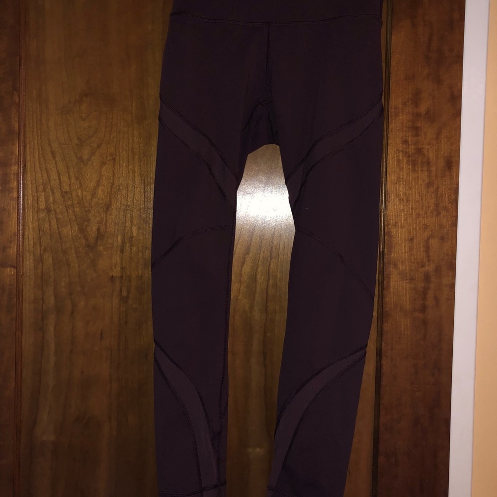 Lululemon leggings with mesh cut outs